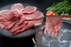 北海道産　黒毛和牛とハーブ豚食べ比べ【送料無料】