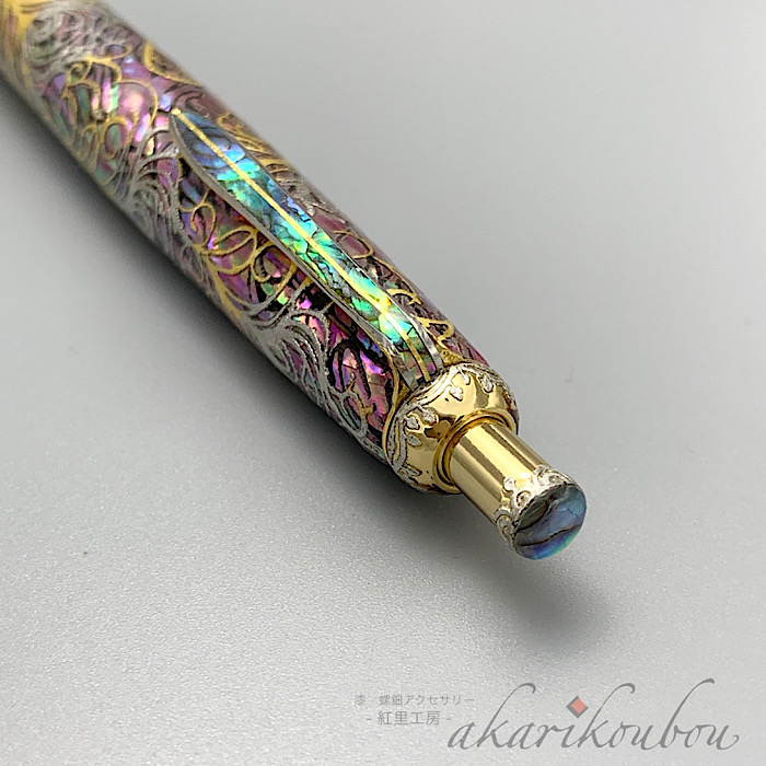 ヤマダモール | 螺鈿ボールペン 孔雀羽 炎紋様 ピンク螺鈿 純金箔 