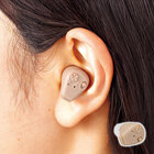 耳穴式集音器 音響さん 集音器 高齢者 使いやすい 耳穴 耳あな式 ワイヤレス 充電式 ベージュ 左右兼用
