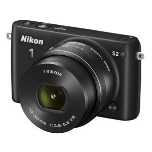 ニコン　デジタル一眼カメラ　Nikon　1　S2　標準パワーズームレンズキット　（ブラック）