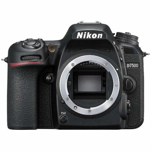 シャッター回数『3318』ニコン Nikon デジタル一眼レフカメラ D7100